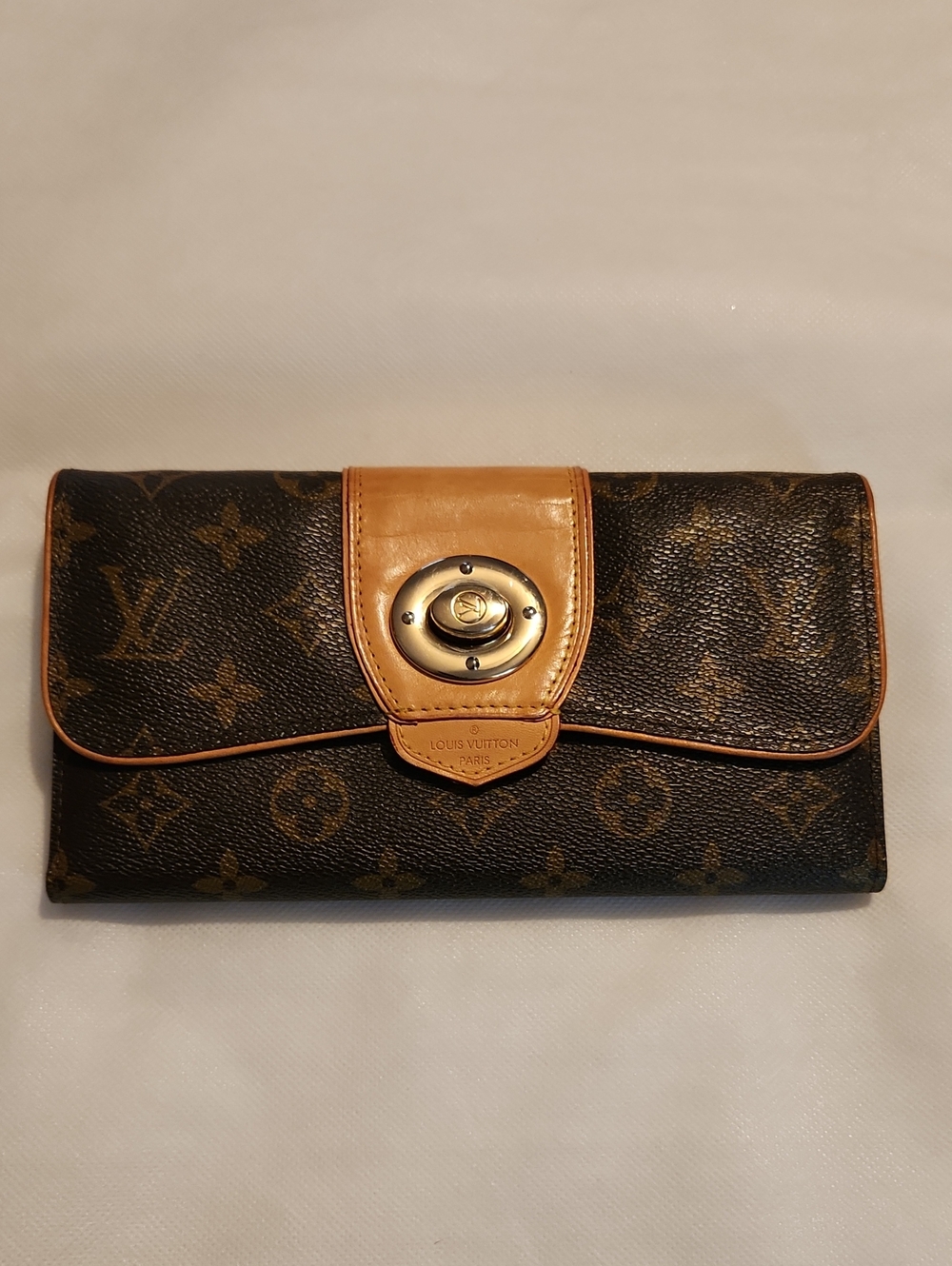 Louis Vuitton Monogram Canvas Brown & Tan Leather Turn-Lock Wallet